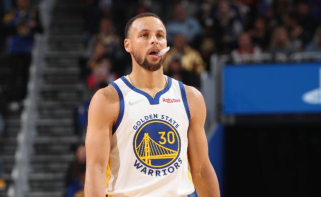 进攻低迷惊险逃出生天 G4一战给勇士敲响警钟